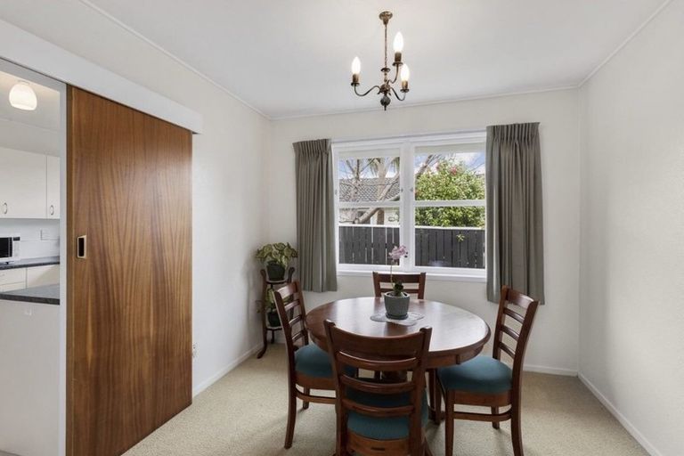 Photo of property in 2/53 Ludlam Crescent, Woburn, Lower Hutt, 5010