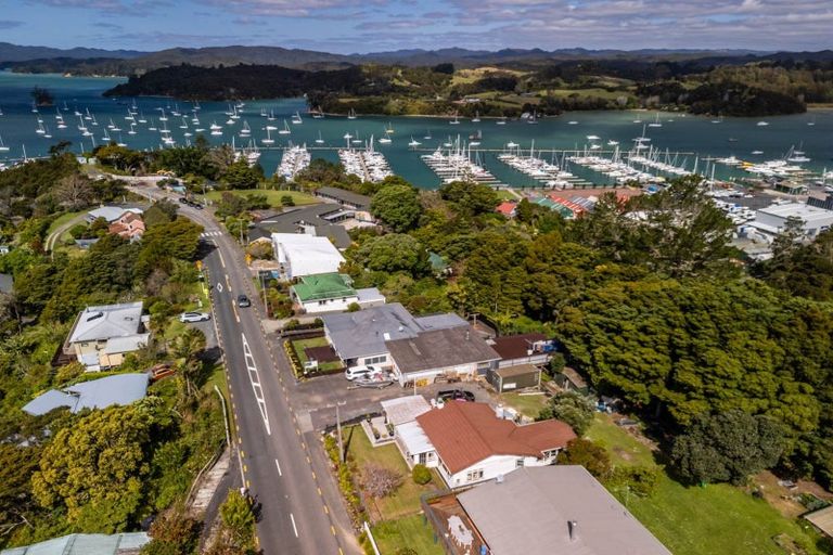 Photo of property in 16 Franklin Street, Opua, 0200