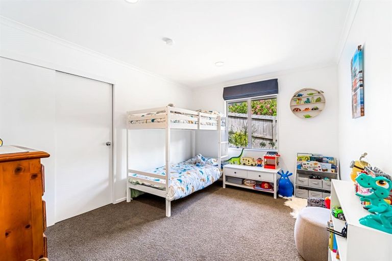 Photo of property in 22 Cascaden Road, Gulf Harbour, Whangaparaoa, 0930