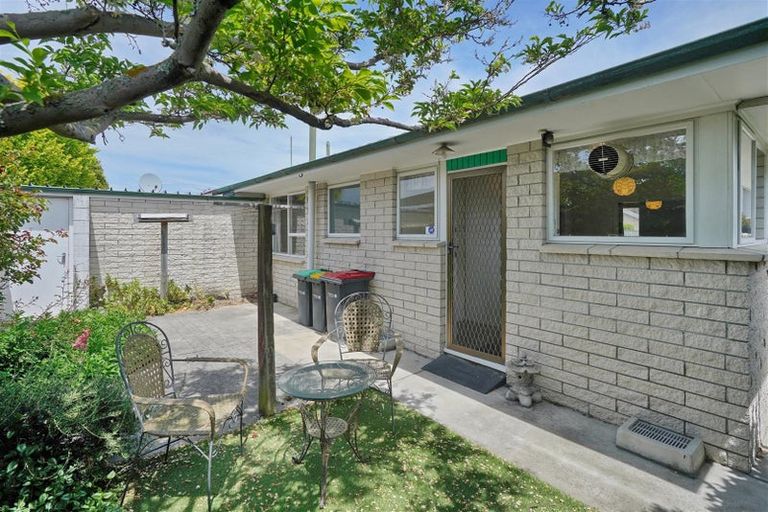 Photo of property in 1/50 Cranford Street, St Albans, Christchurch, 8014