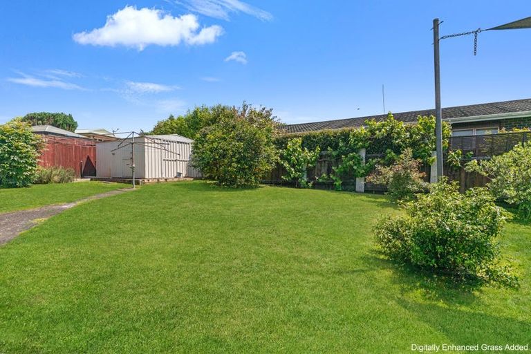 Photo of property in 1 Bata Place, Pomare, Rotorua, 3015