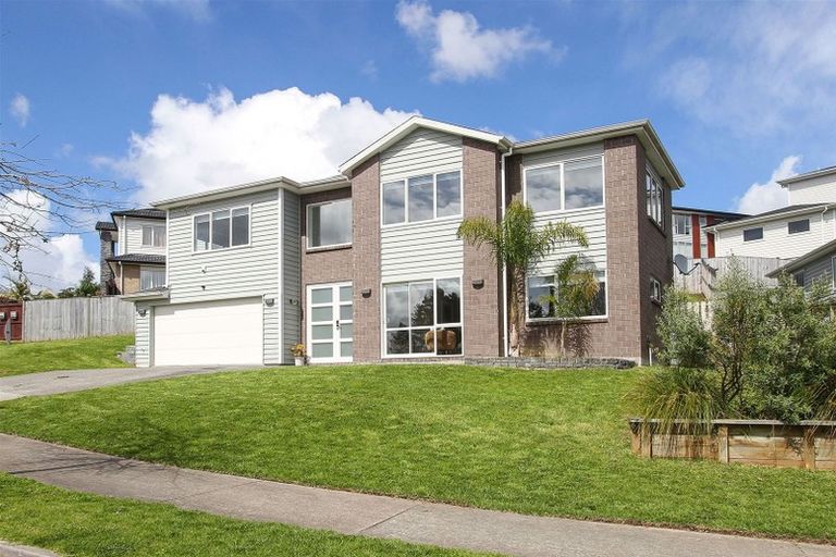 Photo of property in 17 Korihi Drive, Swanson, Auckland, 0614