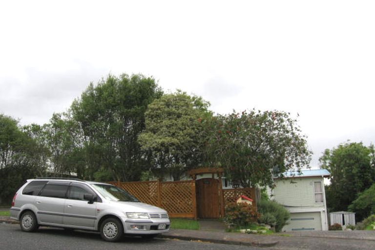 Photo of property in 3 Springfield Street, Forrest Hill, Auckland, 0620