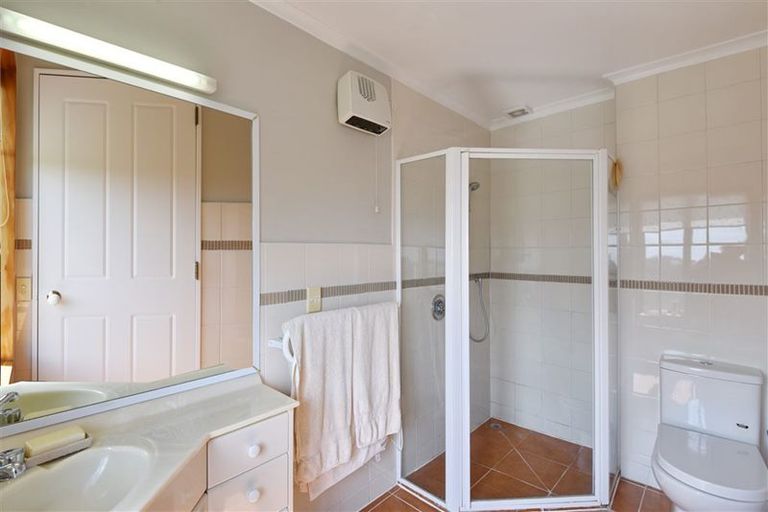 Photo of property in 107 Santa Maria Avenue, Mount Pleasant, Christchurch, 8081