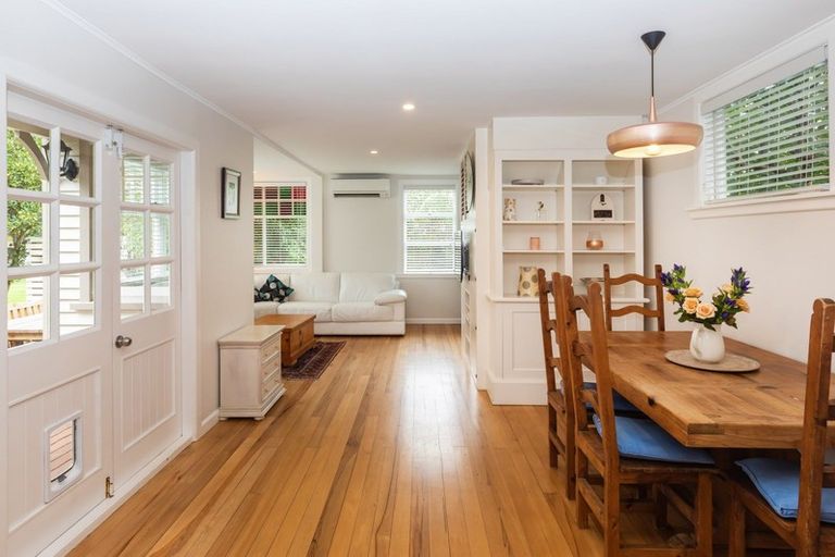 Photo of property in 44 Alpha Avenue, Strowan, Christchurch, 8052