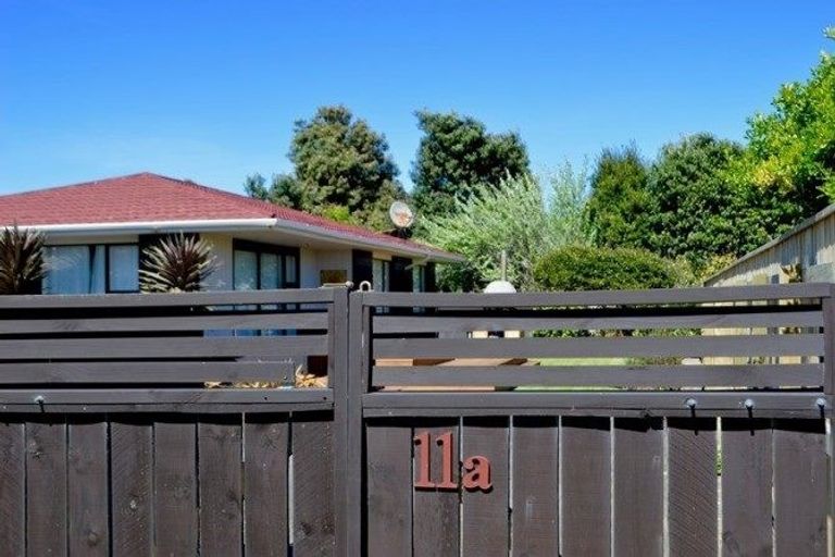 Photo of property in 11a Toi Street, Otaki Beach, Otaki, 5512
