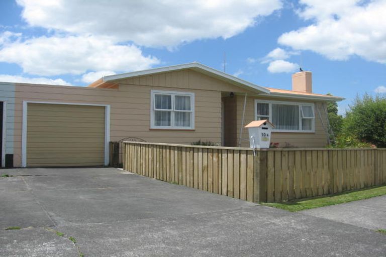 Photo of property in 10a Keith Elliott Street, Feilding, 4702