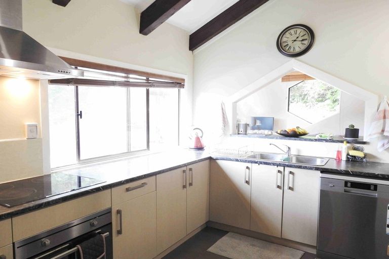 Photo of property in 29 Cairngorm Place, Highland Park, Auckland, 2010