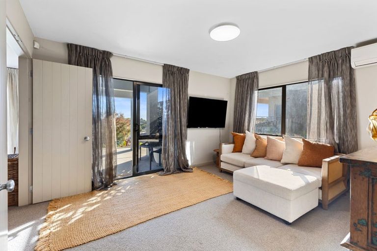 Photo of property in 31 Aurora Avenue, Welcome Bay, Tauranga, 3112