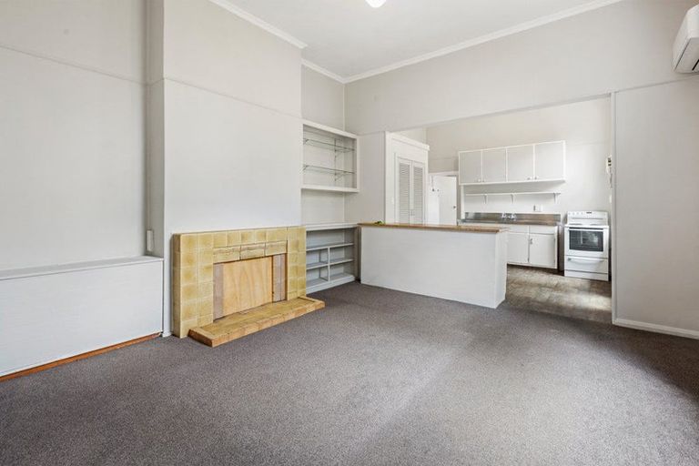 Photo of property in 35 Colombo Street, Newtown, Wellington, 6021