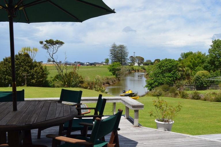 Photo of property in 1a Shoemaker Road, Waipu, 0510