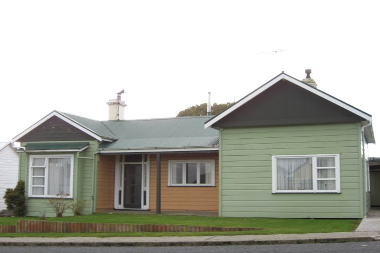 Photo of property in 21 Poole Street, Kaitangata, 9210