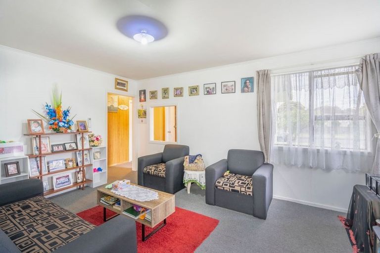 Photo of property in 22 Laxon Avenue, Otara, Auckland, 2025