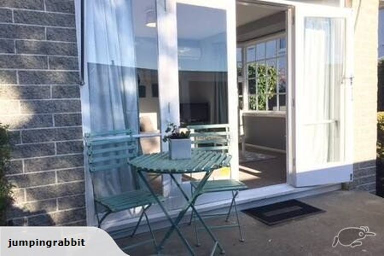 Photo of property in 2/57 Saint Albans Street, St Albans, Christchurch, 8014