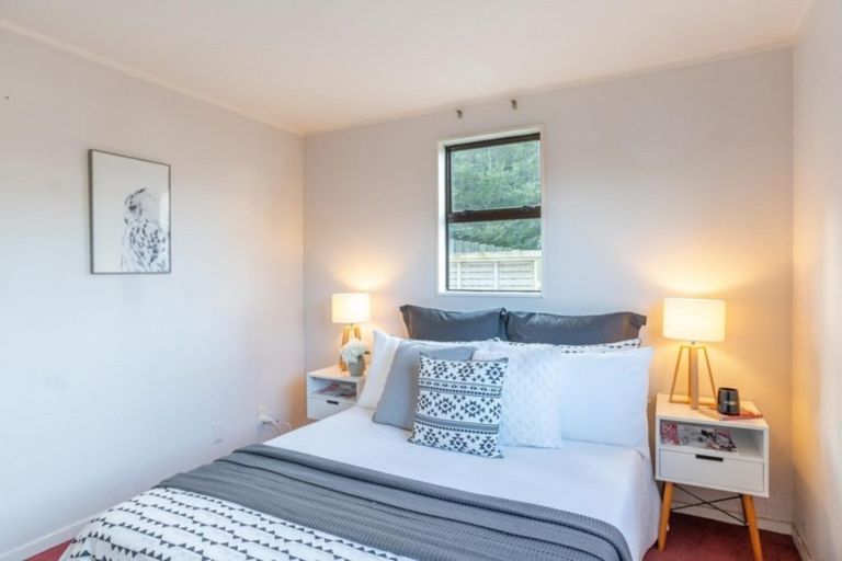 Photo of property in 11a Monowai Road, Johnsonville, Wellington, 6037