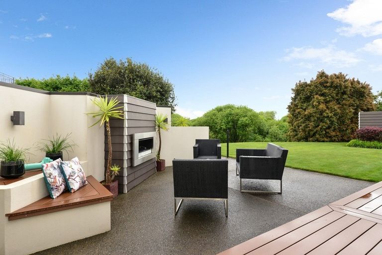 Photo of property in 3 The Peninsula, Huntington, Hamilton, 3210