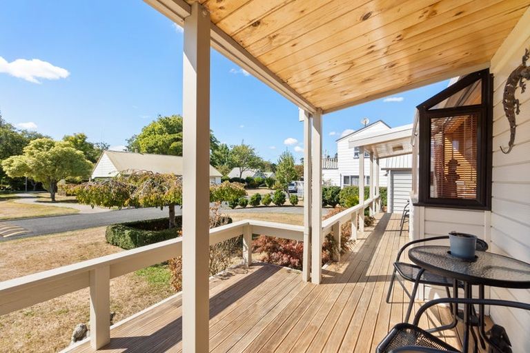 Photo of property in 18 Kingfisher Way, Te Kowhai, Hamilton, 3288
