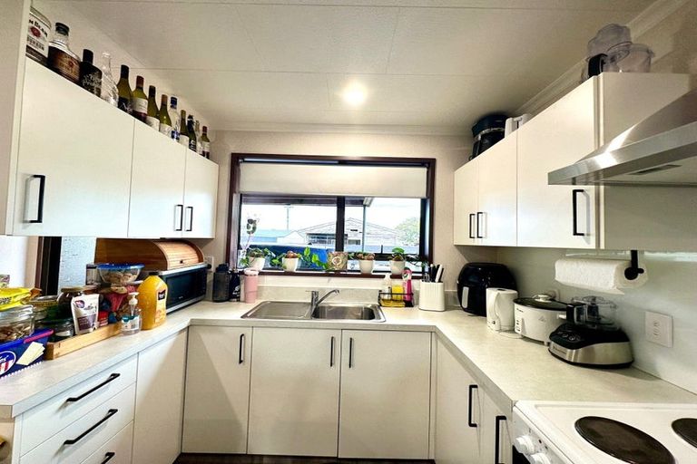 Photo of property in 170 Clyde Street, Balclutha, 9230