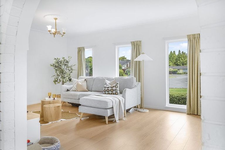 Photo of property in 13 Knightsbridge Place, Dinsdale, Hamilton, 3204