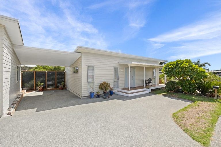 Photo of property in 13 Nautical Heights, Mangawhai Heads, Mangawhai, 0505