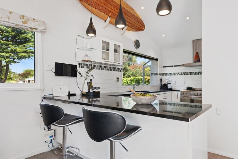 Photo of property in 41 Balrudry Street, Avonhead, Christchurch, 8042