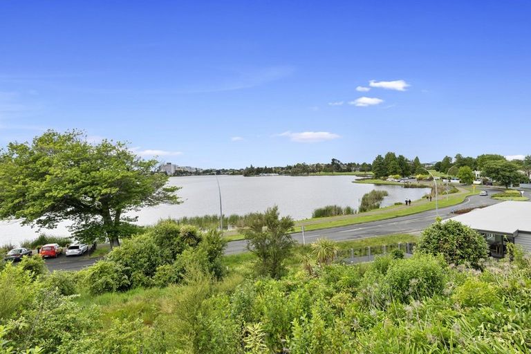 Photo of property in 65 Lake Domain Drive, Frankton, Hamilton, 3204