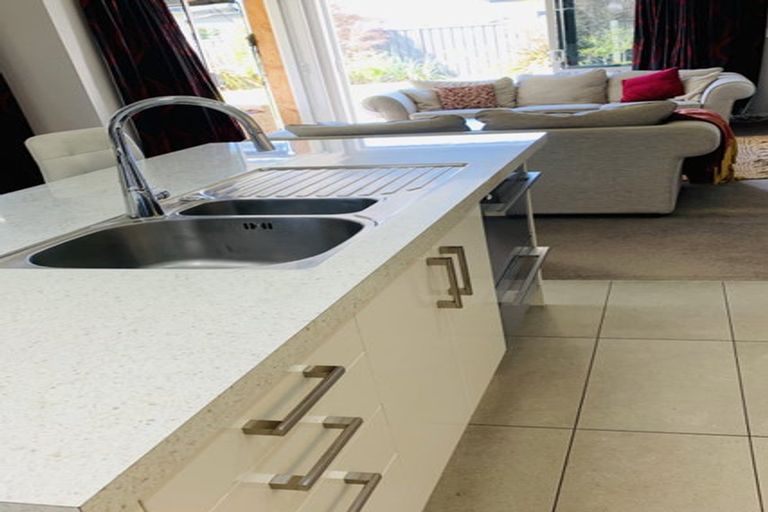 Photo of property in 8 Orotu Drive, Poraiti, Napier, 4112