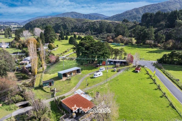 Photo of property in 2a Turksma Lane, Kaitoke, 5018