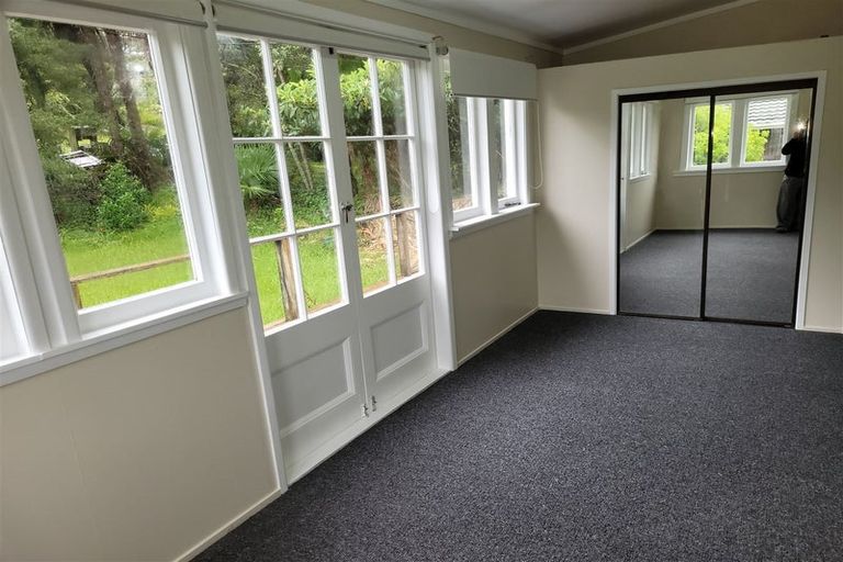 Photo of property in 87 Konini Road, Titirangi, Auckland, 0604