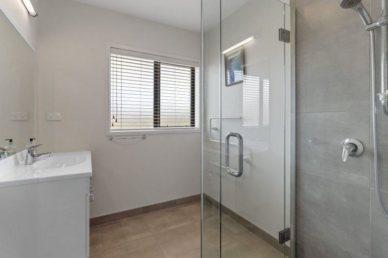 Photo of property in Georgia Estate, 21/3 Georgia Grove, Paraparaumu, 5032