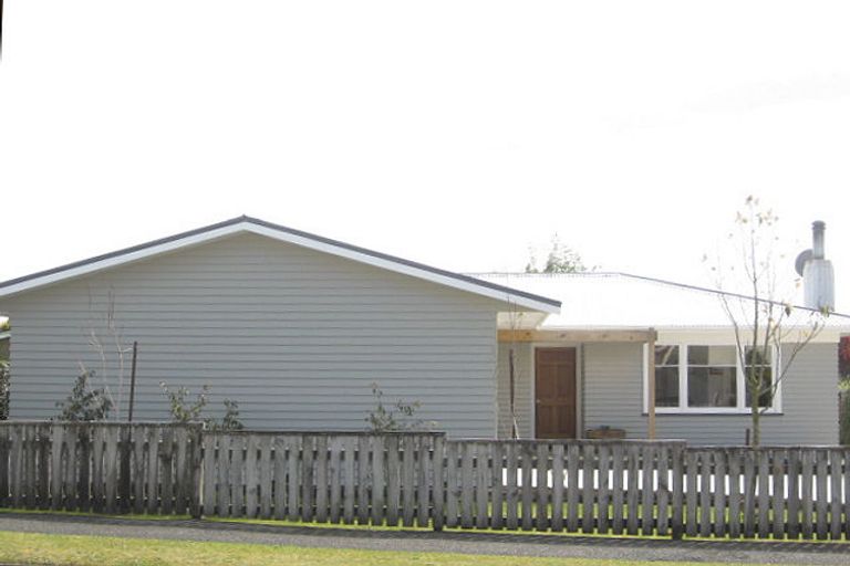 Photo of property in 36 Antonio Street, Stratford, 4332