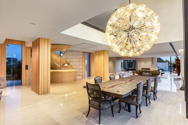 Photo of property in 92 Paritai Drive, Orakei, Auckland, 1071