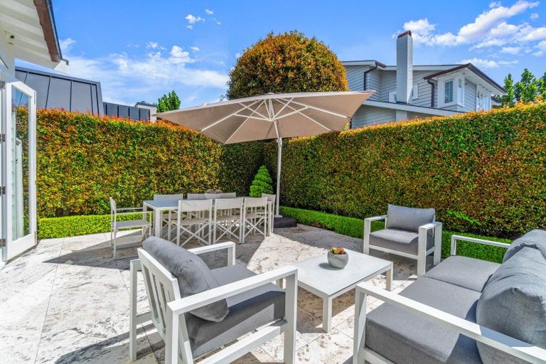 Photo of property in 8a Burwood Crescent, Remuera, Auckland, 1050