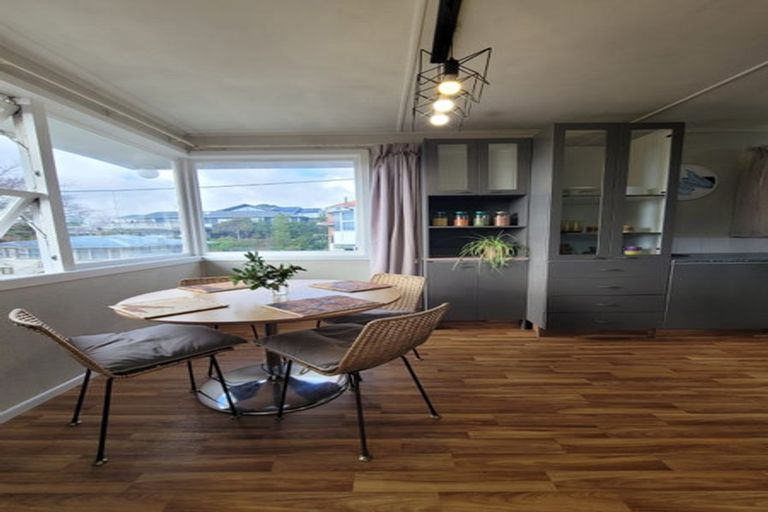 Photo of property in 10 Taunton Place, Lynmouth, New Plymouth, 4310