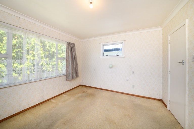 Photo of property in 5 Belvedere Crescent, Takaro, Palmerston North, 4412