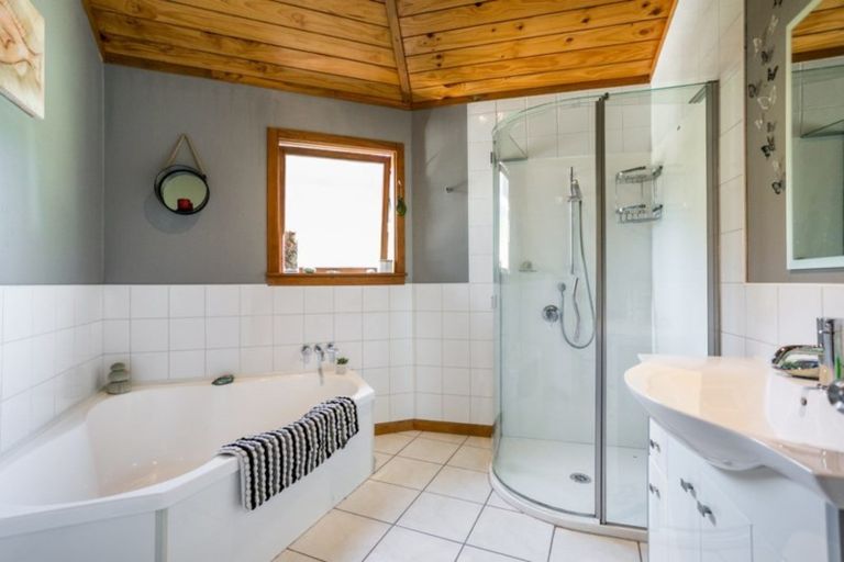 Photo of property in 800 Maraetotara Road, Maraetotara, Havelock North, 4294