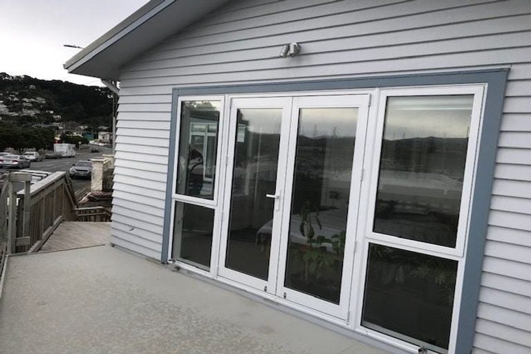 Photo of property in 494 Evans Bay Parade, Hataitai, Wellington, 6021