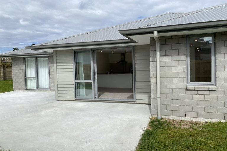 Photo of property in 180 Harakeke Drive, Wharewaka, Taupo, 3330