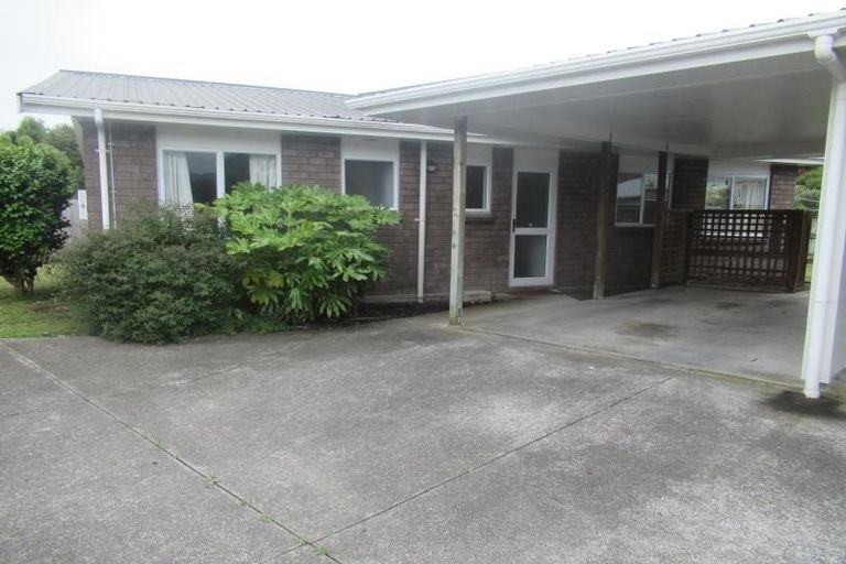 Photo of property in 8 Palmer Court, Paraparaumu, 5032