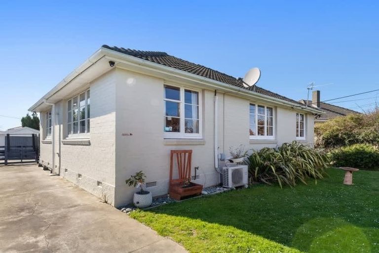 Photo of property in 24 Bellbrook Crescent, Shirley, Christchurch, 8013