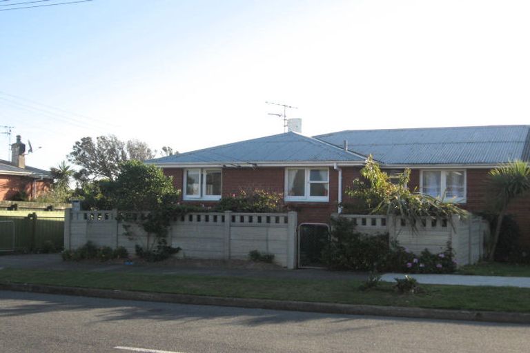 Photo of property in 37a Herewini Street, Titahi Bay, Porirua, 5022