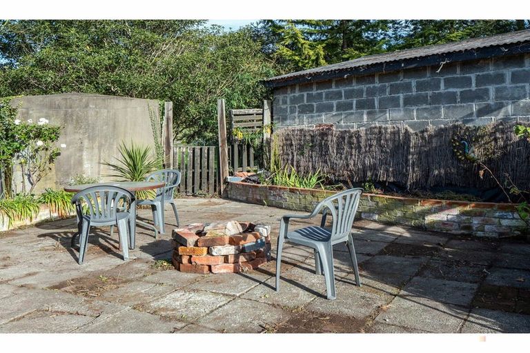 Photo of property in 176 Point Bush Road, Waimate, 7979