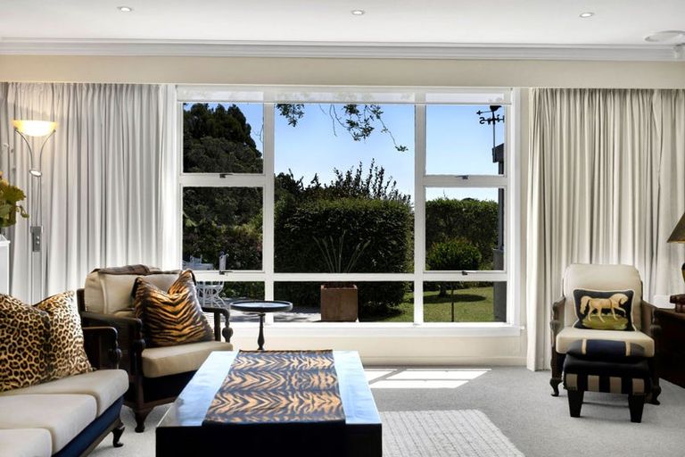 Photo of property in 22 Awanui Street, Merrilands, New Plymouth, 4312