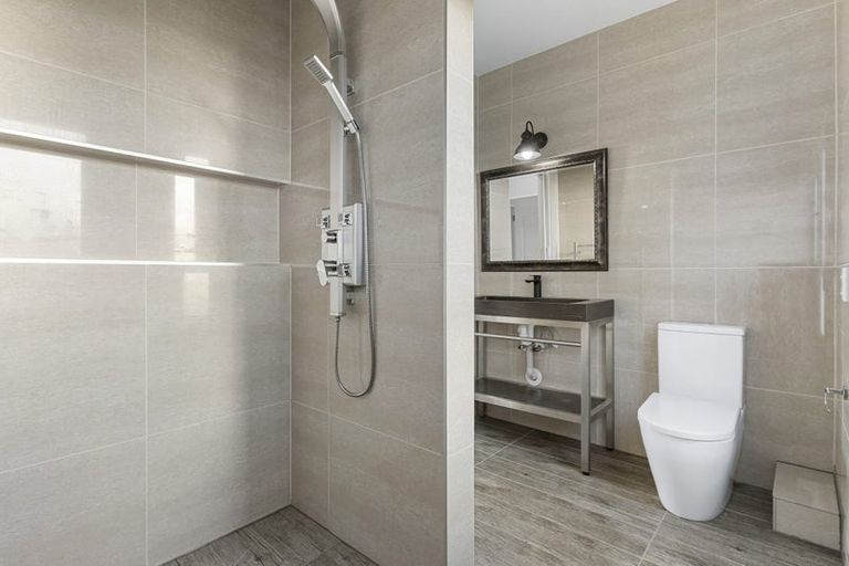 Photo of property in 337a Clarks Beach Road, Clarks Beach, Pukekohe, 2679