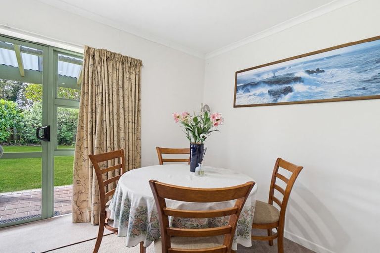 Photo of property in 5 Wilson Place, Marton, 4710