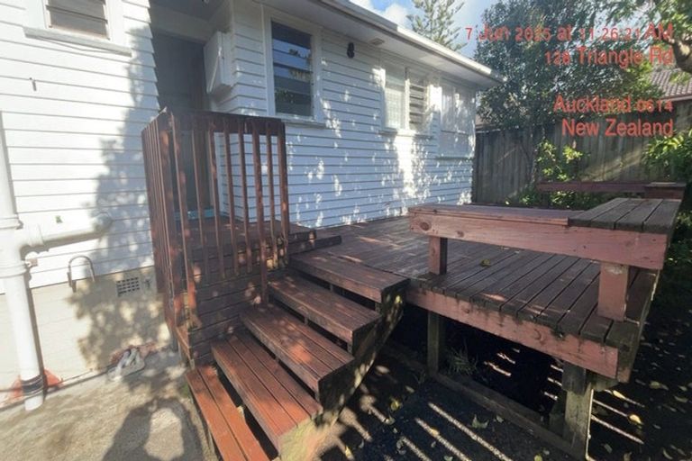 Photo of property in 1/128 Triangle Road, Massey, Auckland, 0614