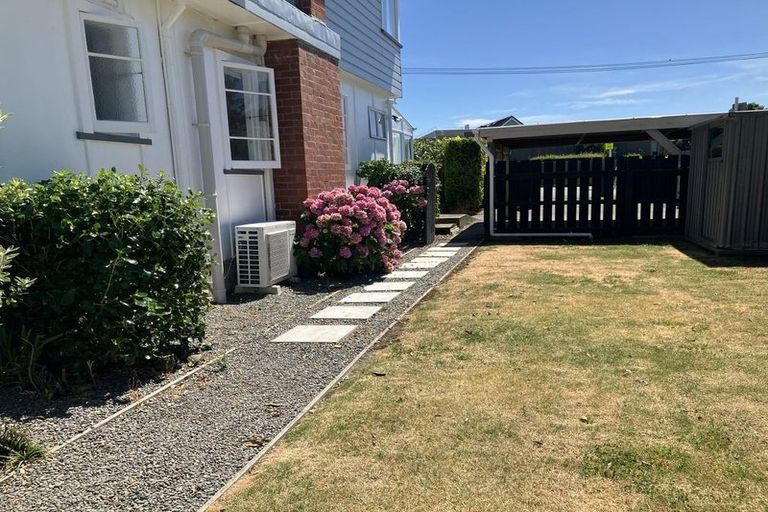 Photo of property in 109 Beachville Road, Redcliffs, Christchurch, 8081