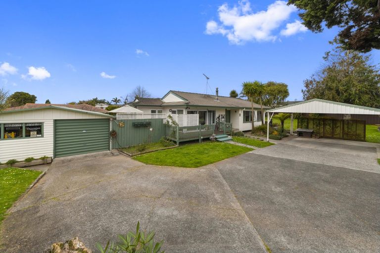 Photo of property in 11 Lakeside Drive, Pahurehure, Papakura, 2113