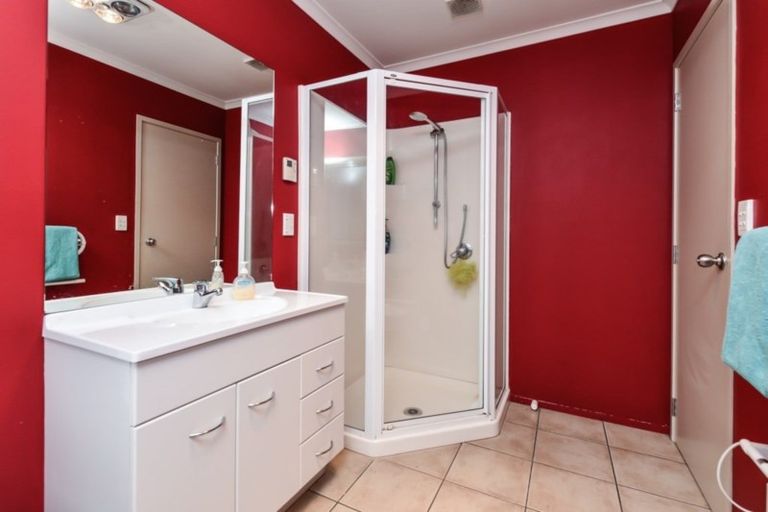 Photo of property in 13 Cranmer Close, Rototuna North, Hamilton, 3210