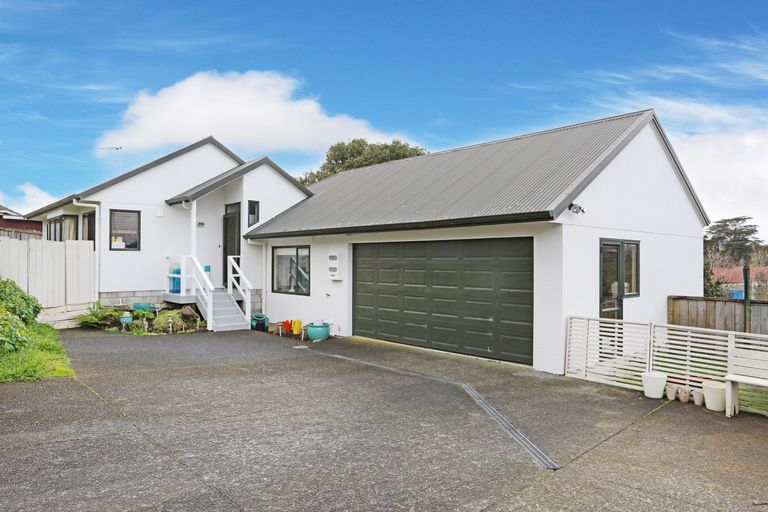 Photo of property in 8a Stembridge Avenue, Pukekohe, 2120